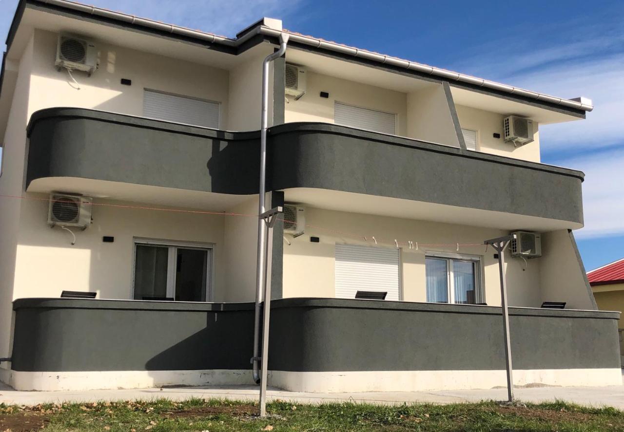 Lanika Apartments Ulcinj Esterno foto